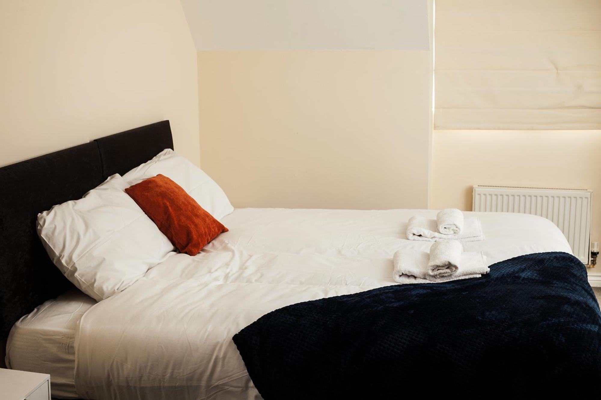 Avril Warwickshire Home Stay Нанітон Екстер'єр фото