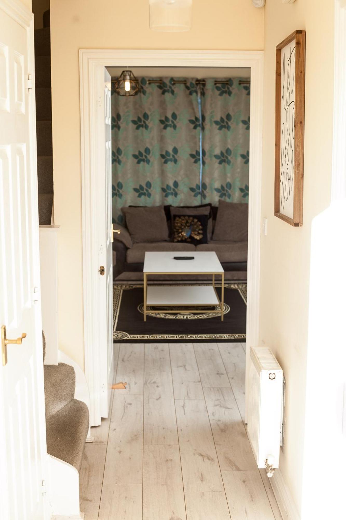 Avril Warwickshire Home Stay Нанітон Екстер'єр фото