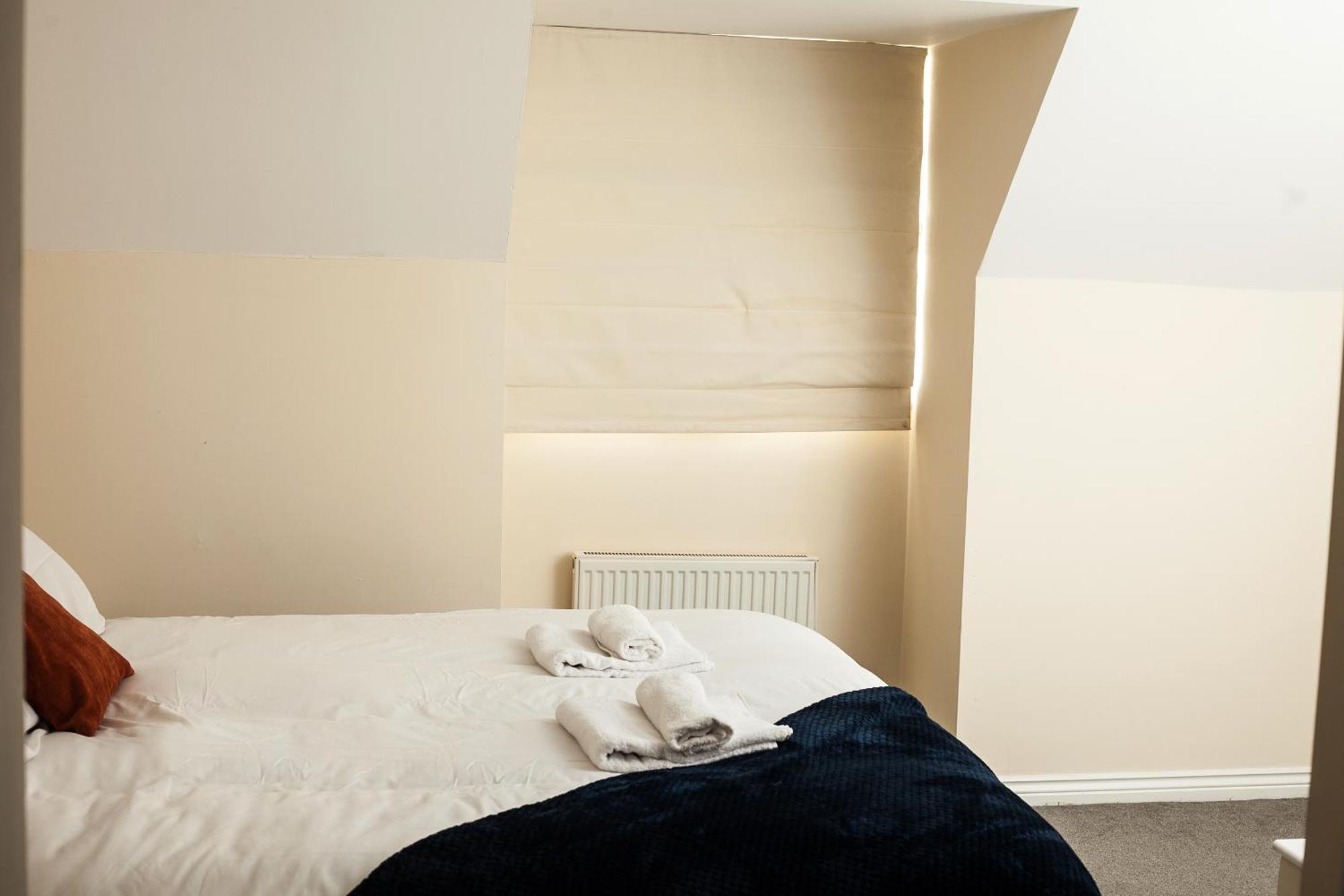 Avril Warwickshire Home Stay Нанітон Екстер'єр фото