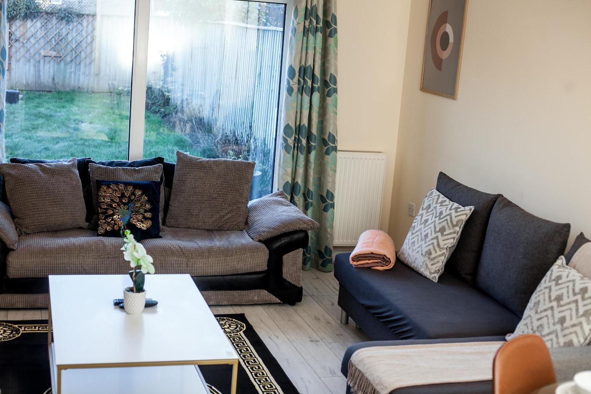 Avril Warwickshire Home Stay Нанітон Екстер'єр фото